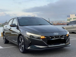 Hyundai Avante 2021 White Used for Sale