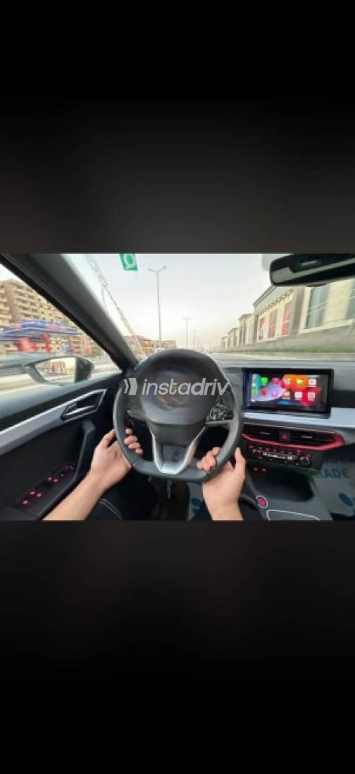 سيات ابيزا 2025 أبيض مستعملة للبيع - 5