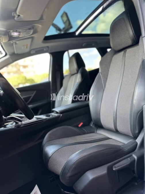 Peugeot 3008 2021 Silver Used for Sale - 7