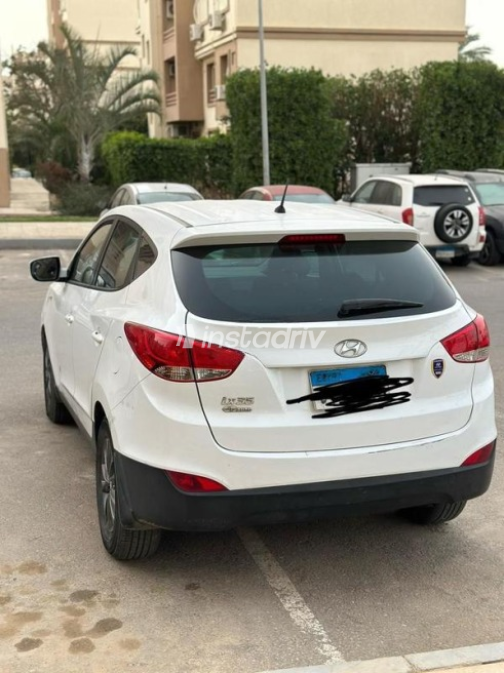 هيونداي IX 35 2016 أبيض مستعملة للبيع - 4