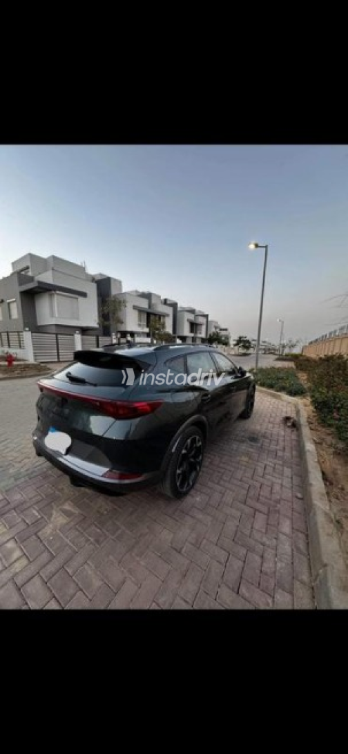 Cupra Formentor 2022 Dark Green Used for Sale - 3