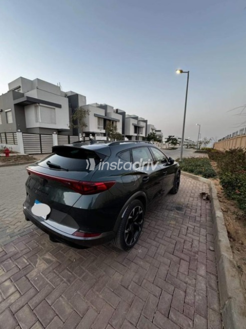 Cupra Formentor 2022 Dark Green Used for Sale - 6