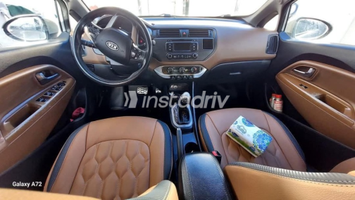 Kia Rio 2013 Silver Used for Sale - 7