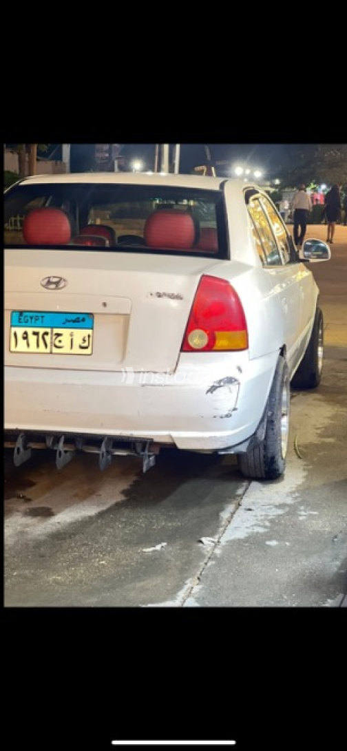 Hyundai Verna 2015 White Used for Sale - 2