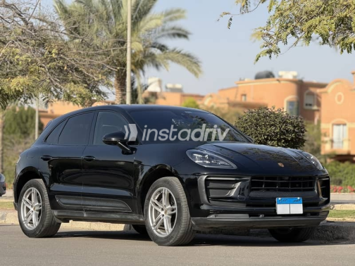 بورش ماكان 2022 أسود مستعملة للبيع - 6