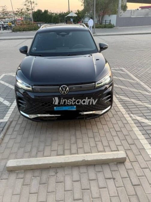 Volkswagen Tiguan 2025 Black Used for Sale - 4