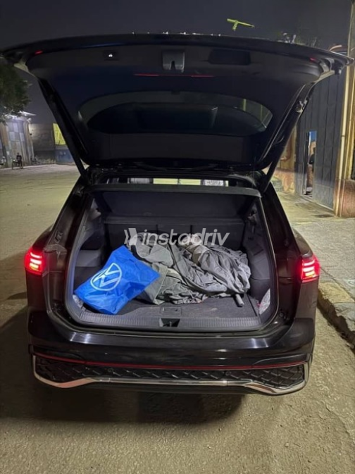Volkswagen Tiguan 2025 Black Used for Sale - 9