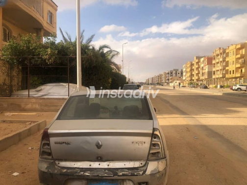 Renault Logan 2010 Gray Used for Sale - 4