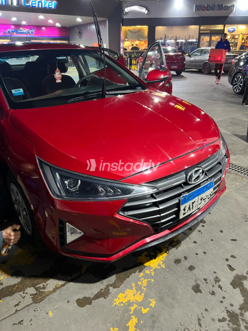 Hyundai Elantra AD 2019 Red Used for Sale - 8