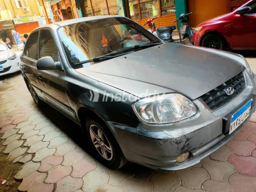 Hyundai Verna 2011 Gray Used for Sale - 2