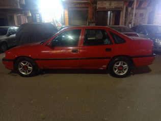Opel Vectra 1995 Red Used for Sale