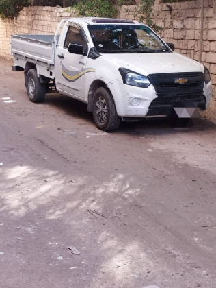 Chevrolet Pickup 2022 White Used for Sale