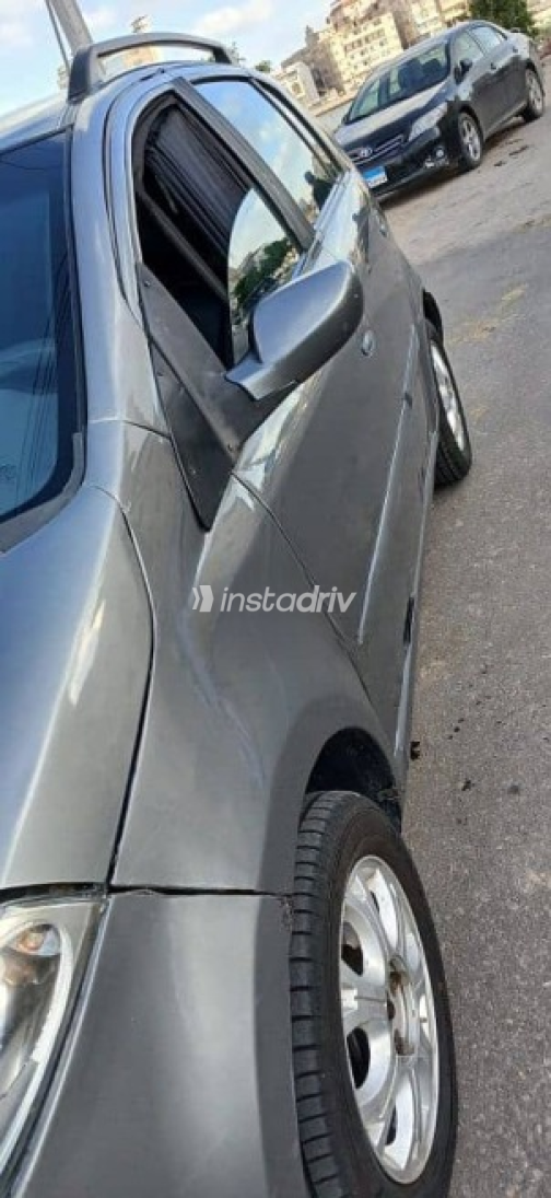 اسبيرانزا A113 2011 أبيض مستعملة للبيع - 4
