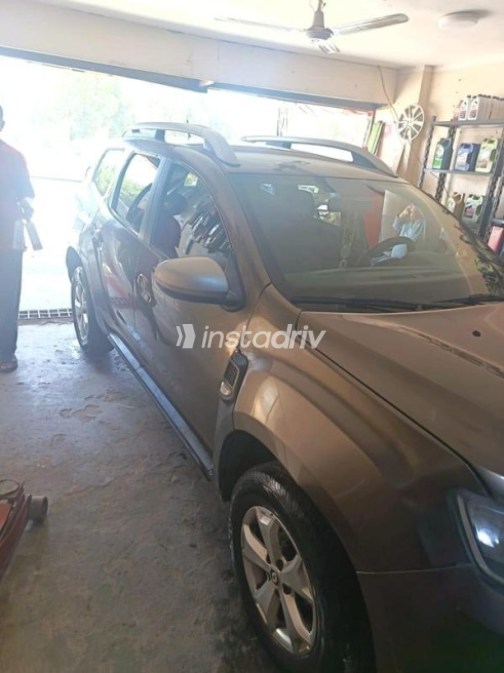 Renault Duster 2019 White Used for Sale - 10