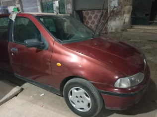 فيات سينا 2000 أحمر غامق مستعملة للبيع