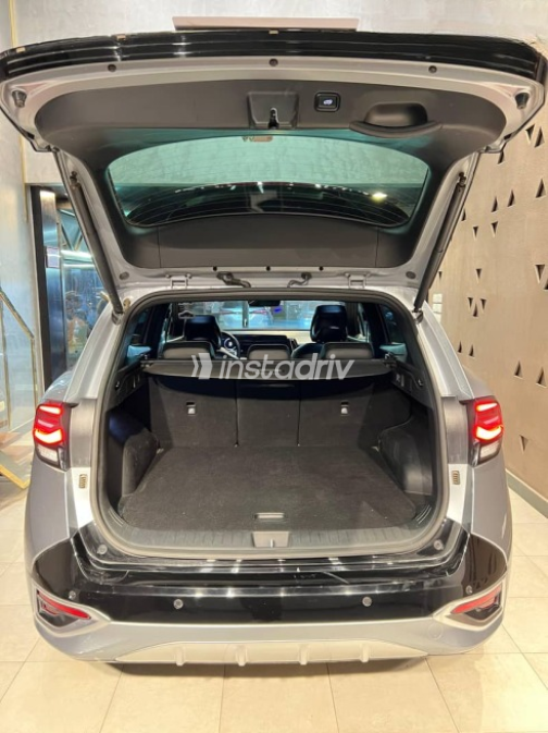 Kia Sportage 2024 Silver Used for Sale - 8
