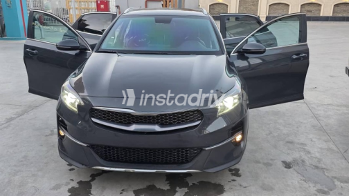 Kia Xceed 2022 White Used for Sale - 1
