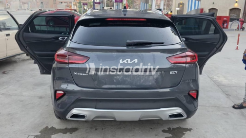 Kia Xceed 2022 White Used for Sale - 2