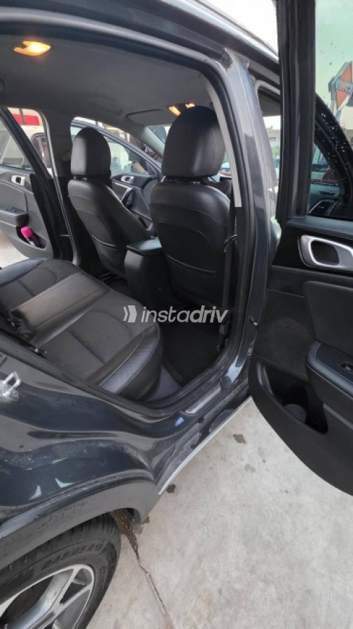 Kia Xceed 2022 White Used for Sale - 9