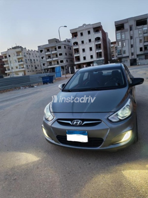 هيونداي اكسنت RB 2015 رمادي مستعملة للبيع - 4