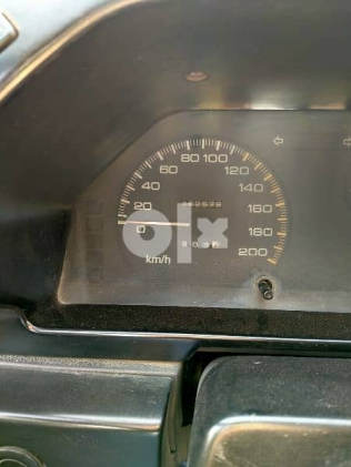 ميتسوبيشي لانسر 1990 أبيض مستعملة للبيع
