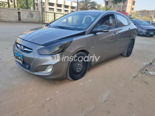 Hyundai Accent RB 2013 Bronze Used for Sale - 4
