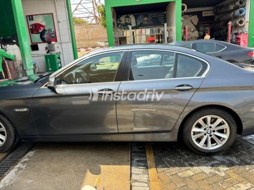 بي ام دبليو 520 2015 رمادي مستعملة للبيع - 3