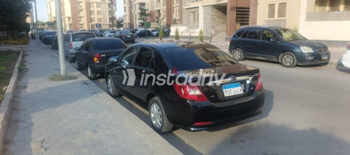 بى واى دى‬ F3 2022 أبيض مستعملة للبيع - 2