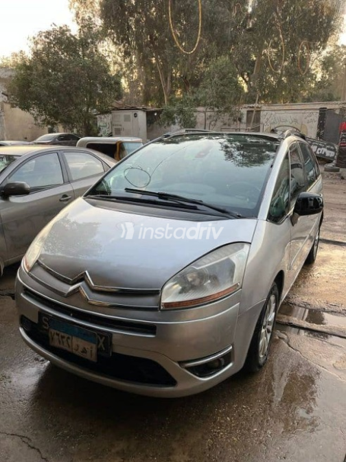 Citroën C4 Grand Picasso 2009 White Used for Sale - 2