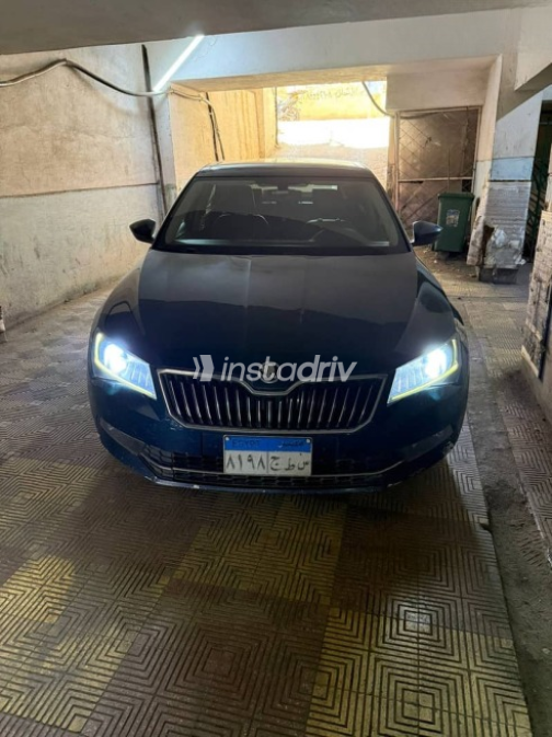 Skoda Superb 2019 White Used for Sale - 5
