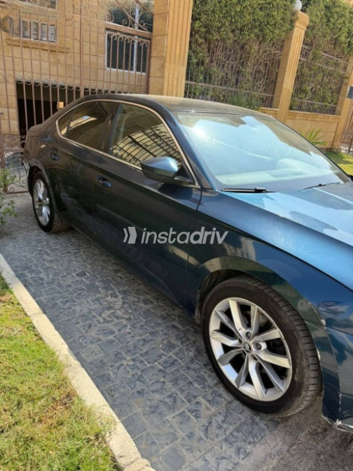 Skoda Superb 2019 White Used for Sale - 6