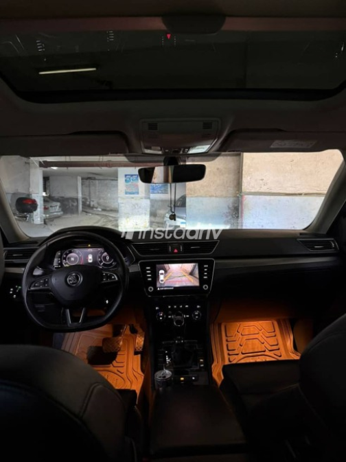 Skoda Superb 2019 White Used for Sale - 7