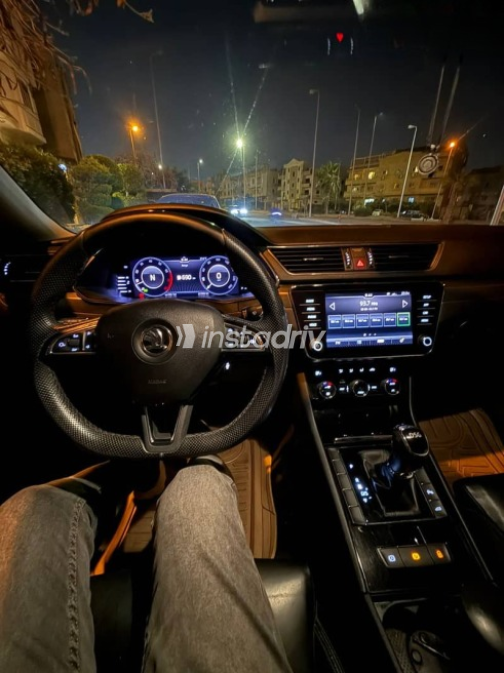Skoda Superb 2019 White Used for Sale - 10