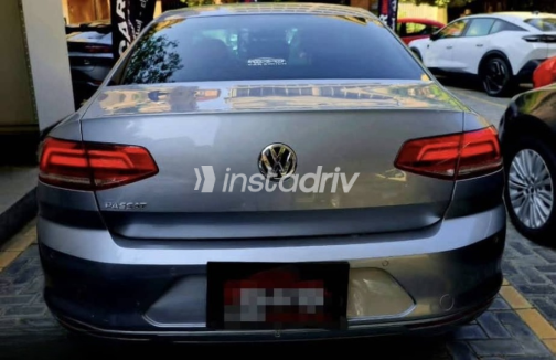 Volkswagen Passat 2019 White Used for Sale - 6