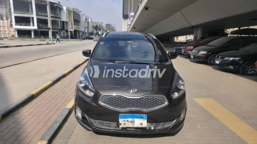 Kia Carens 2017 Brown Used for Sale - 1