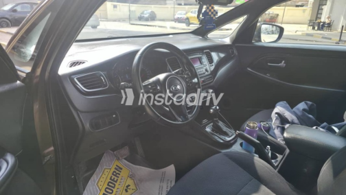 Kia Carens 2017 Brown Used for Sale - 2