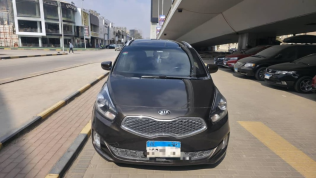 Kia Carens 2017 Brown Used for Sale