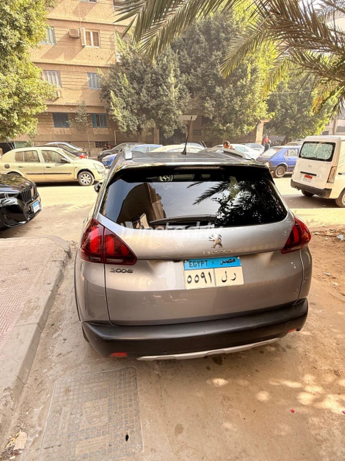 Peugeot 2008 2020 Gray Used for Sale - 4