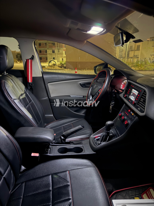 Seat Leon 2014 Silver Used for Sale - 2