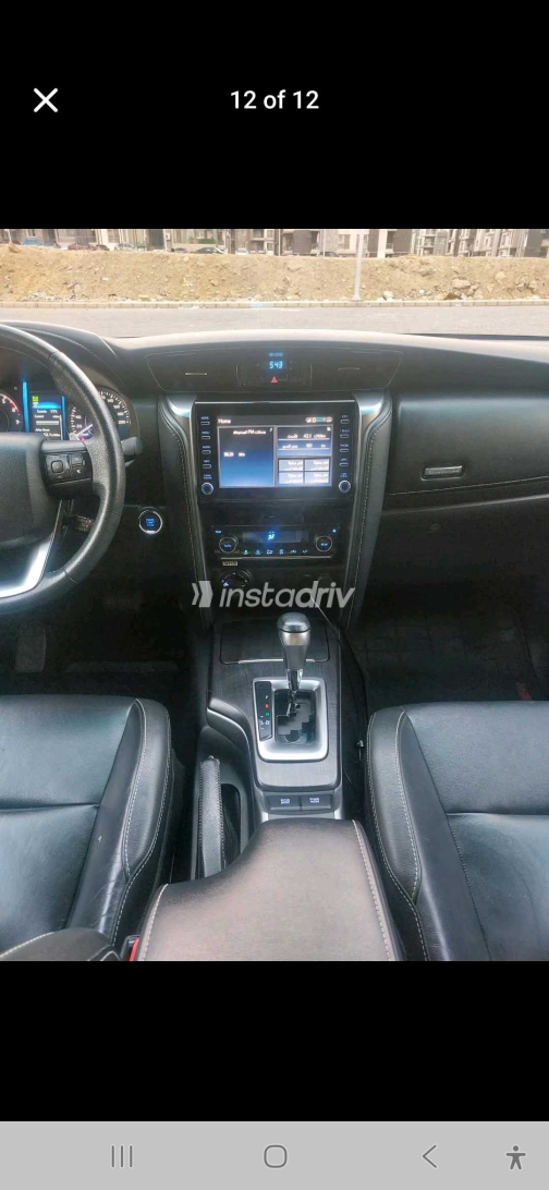 Toyota Fortuner 2022 White Used for Sale - 2