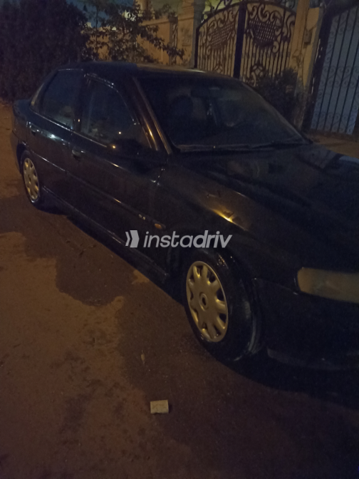 Opel Vectra 2002 White Used for Sale - 2