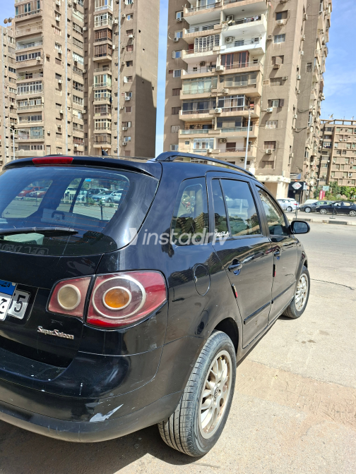 Volkswagen Suran 2009 Black Used for Sale - 6