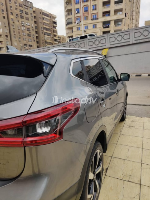 Nissan Qashqai 2019 Beige Used for Sale - 6