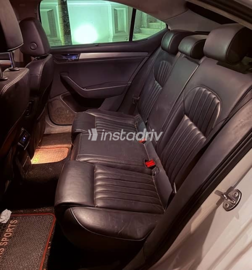 Skoda Superb 2019 White Used for Sale - 6