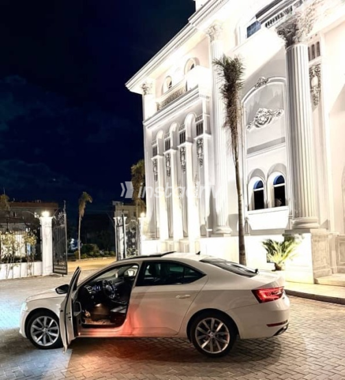 Skoda Superb 2019 White Used for Sale - 7