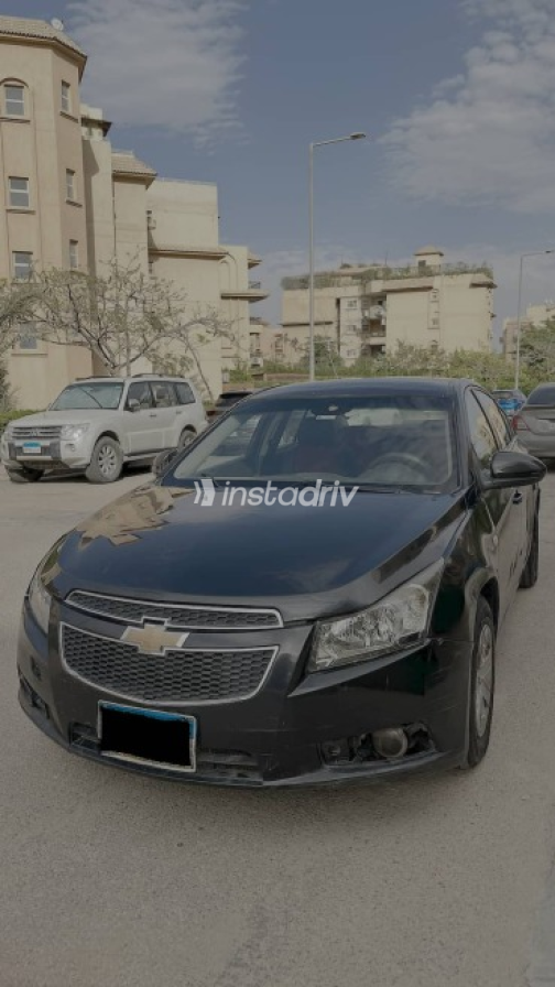 Chevrolet Cruze 2010 White Used for Sale - 1