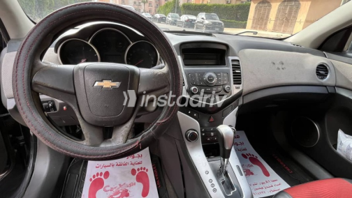 Chevrolet Cruze 2010 White Used for Sale - 8