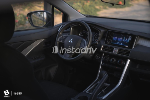 Mitsubishi Xpander 2023 Gray Used for Sale - 3