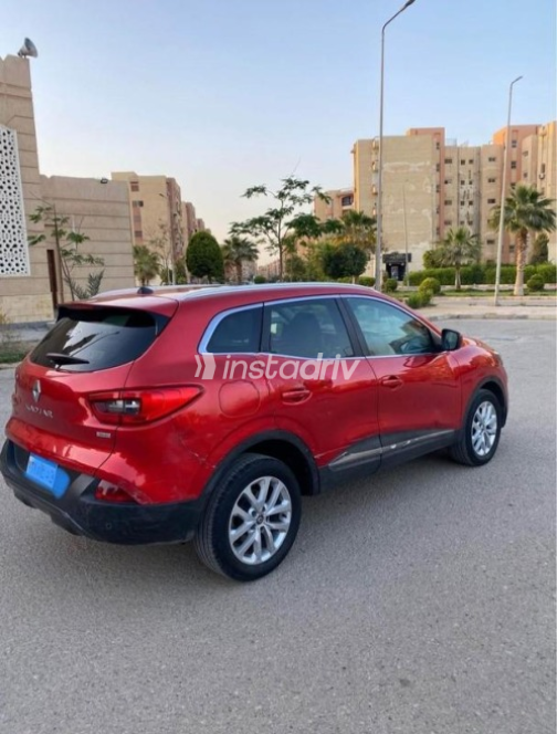 Renault Kadjar 2019 Red Used for Sale - 6