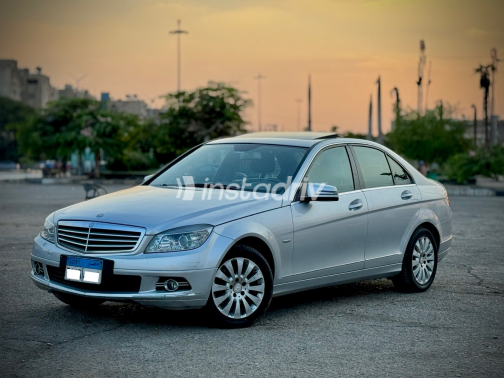 مرسيدس C 200 2009 فضي مستعملة للبيع - 4